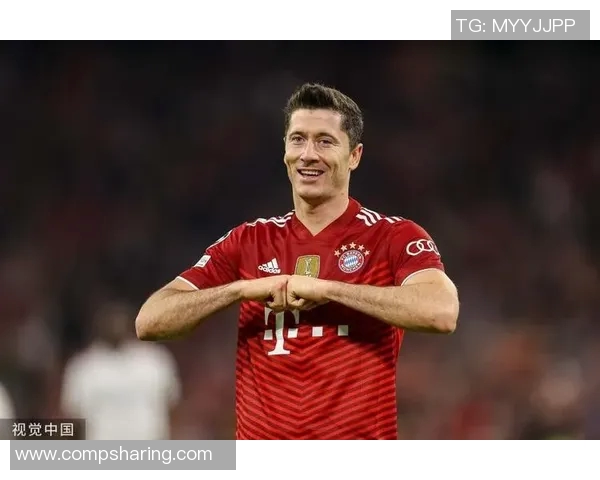 莱万重返德甲赛场为旧主进球拜仁球迷怒斥其背叛与忘恩负义